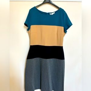 Hugo Boss ponte knit dress in size 10. Fully lined and NWT